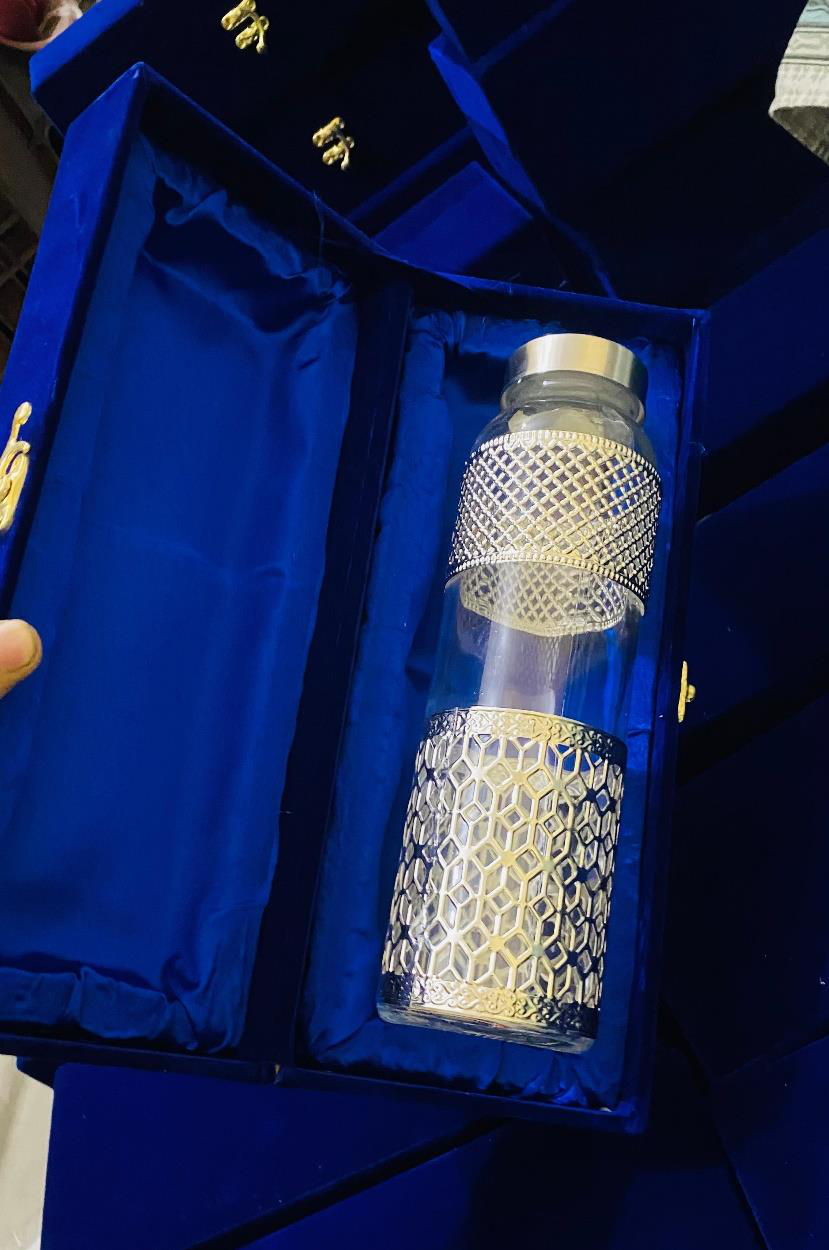 Silver Bottle set (Capacity: 1 litre)
